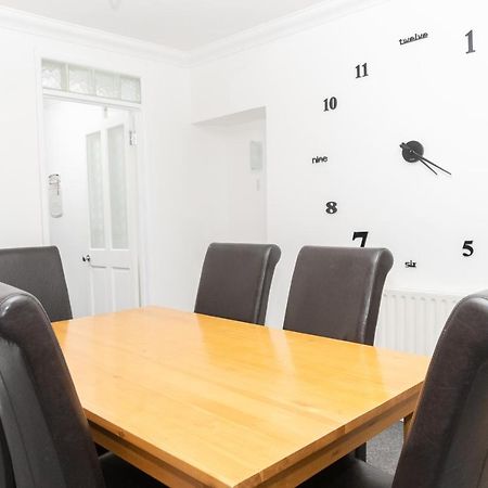 Business Friendly 3Br Home - King Size Beds & Centrally Located Swansea Esterno foto