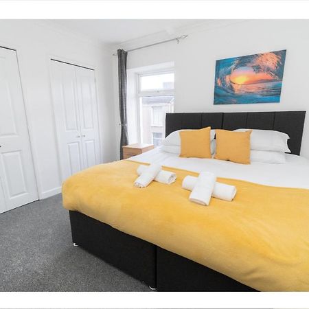 Business Friendly 3Br Home - King Size Beds & Centrally Located Swansea Esterno foto
